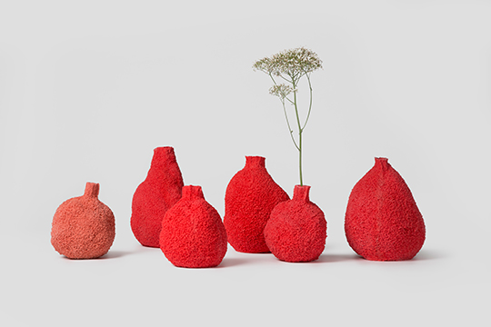 ELSE-CORAL-VASES_MICHAL-FARGO_PCM-DESIGN.jpg